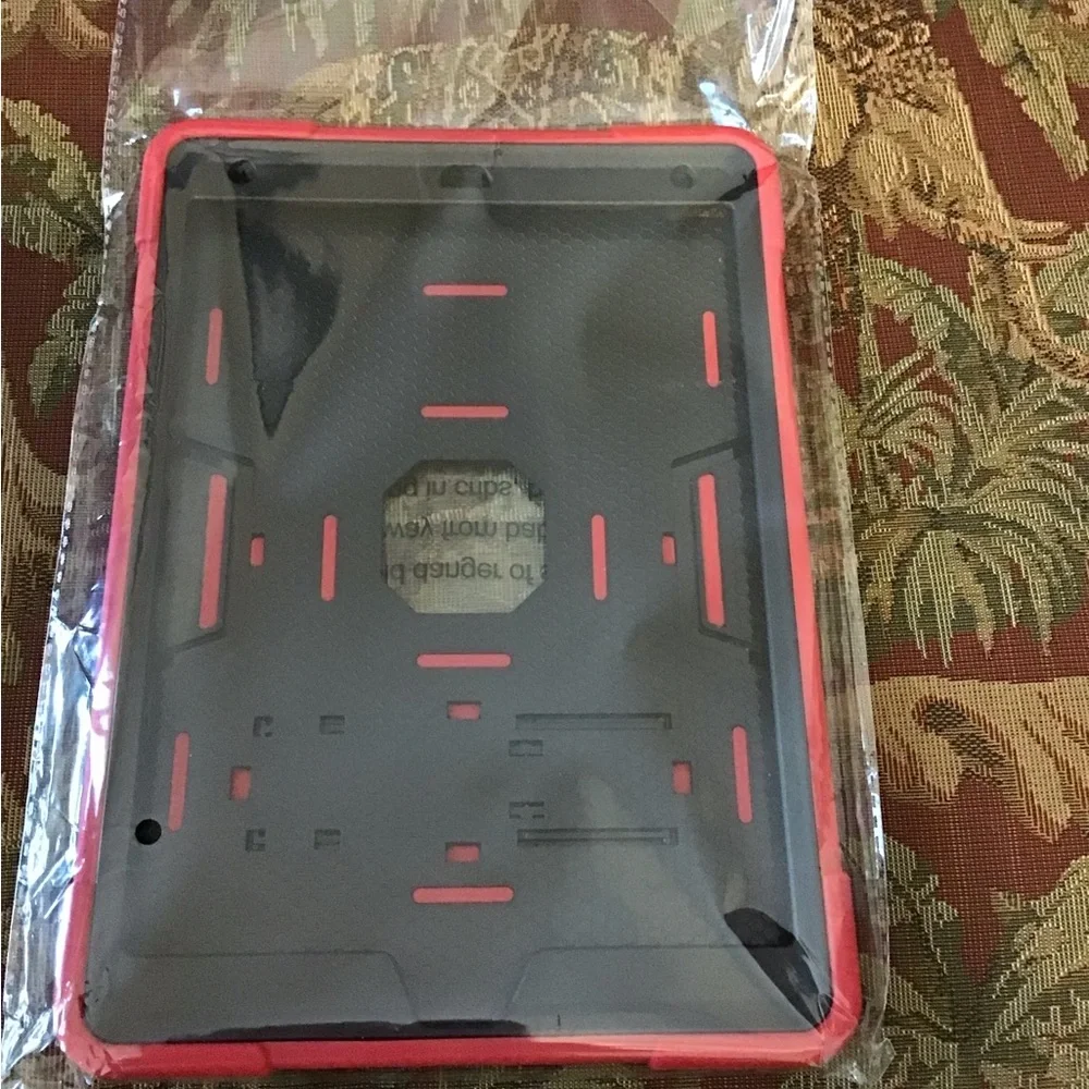 IPAD 7th Gen Case, Shockproof w/ Stand